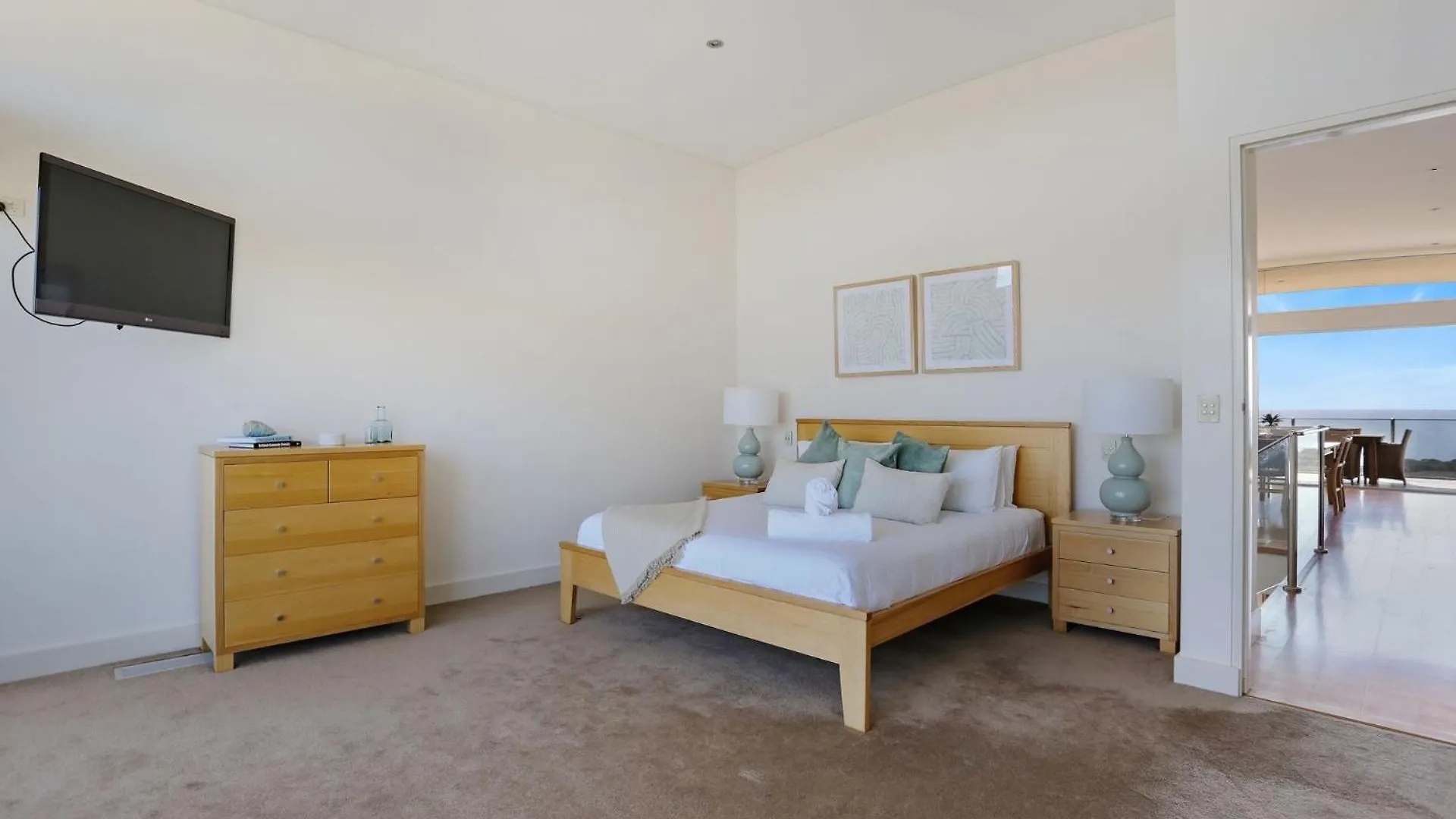 Short Point Quarters - Whole House Villa Merimbula Holiday home